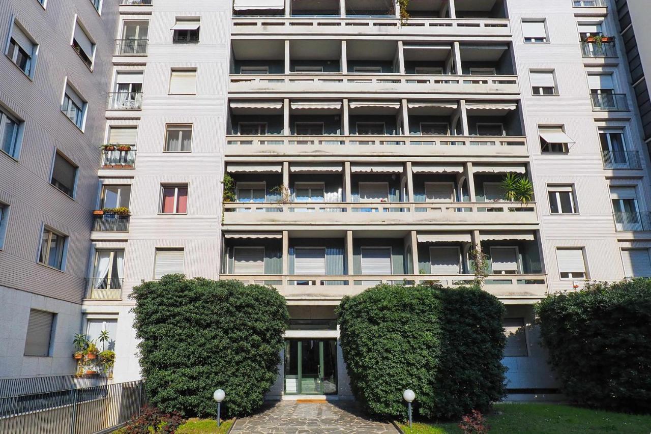 Mba24 Charming Suite Close To Metro Fieracitylife Mailand Exterior foto