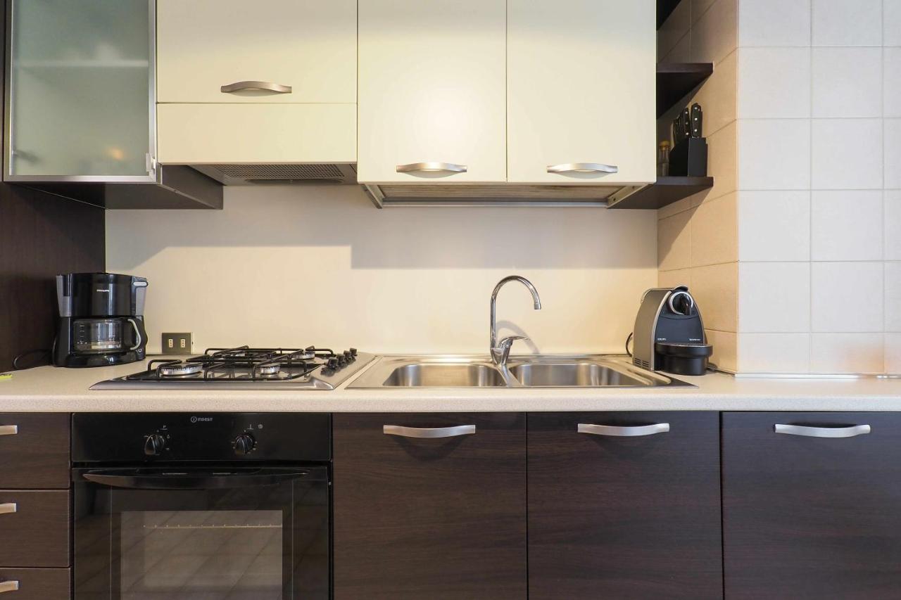 Mba24 Charming Suite Close To Metro Fieracitylife Mailand Exterior foto
